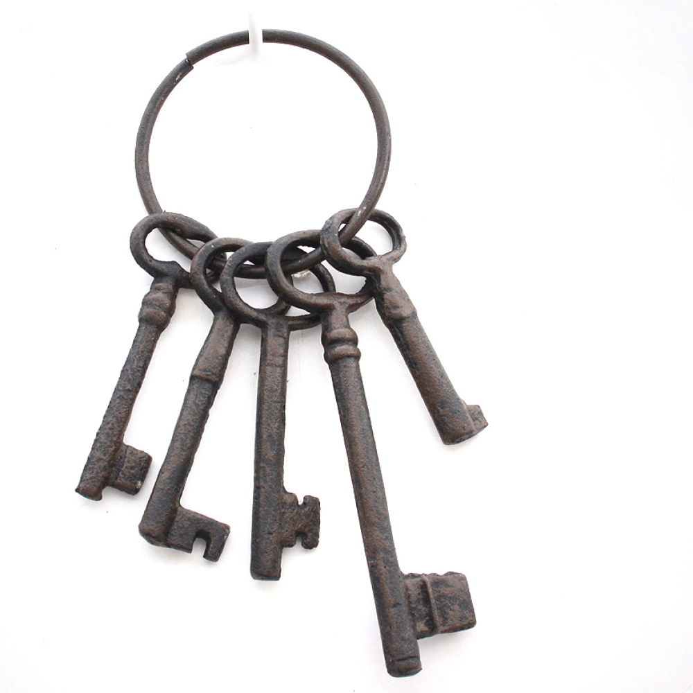 Gusseisen-Schluesselbund 5er Satz a.Ring dunkelbraun ca. 8,5 x 22 cm H 35188